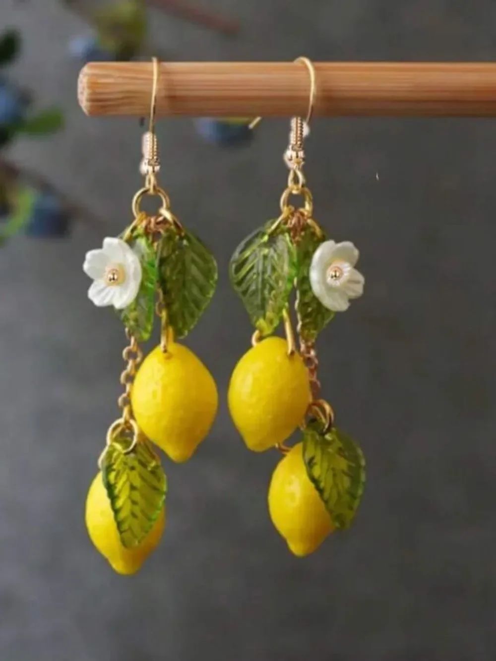 Yellow Lemon Drop Dangle Earrings R742 - Picture 2 of 2